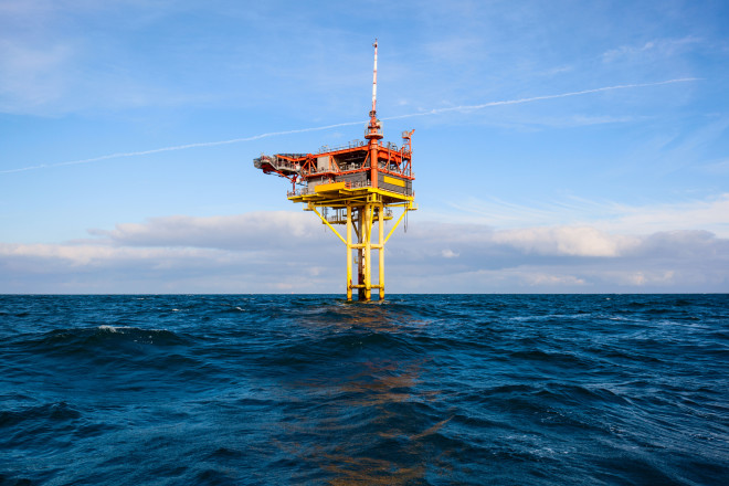 Monitoring for oil/gas decommissioning programmes 